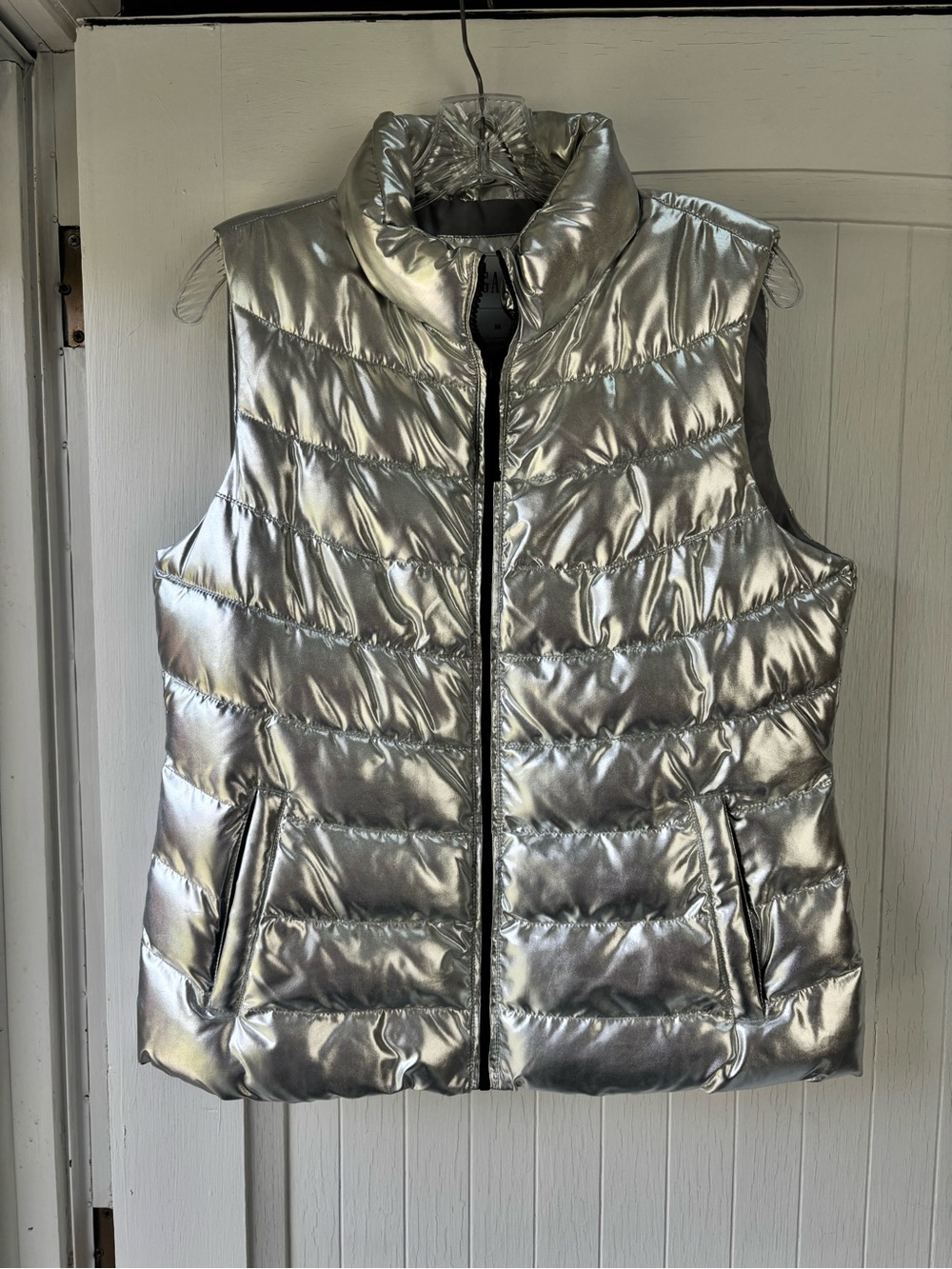 GAP Metallic Silver Quilted Puffer Vest - Women's